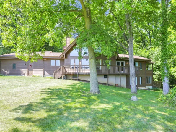 6009 Hall Rd, Centerburg, OH 43011