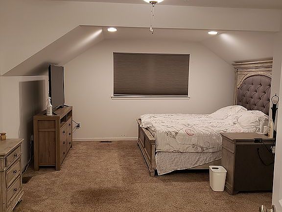 2nd image of 1410 Lake St #3