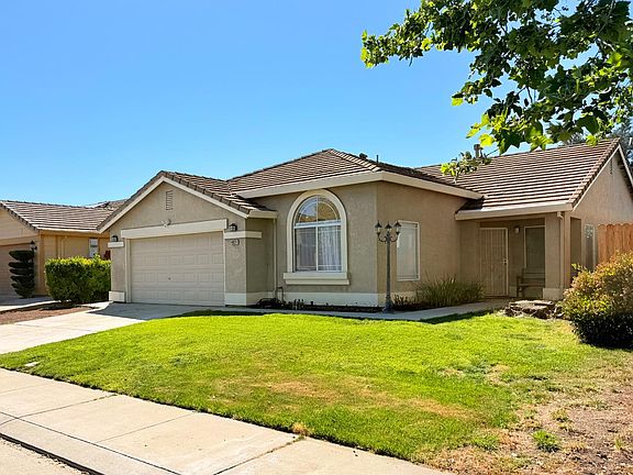 2nd image of 4929 Miramare Ln