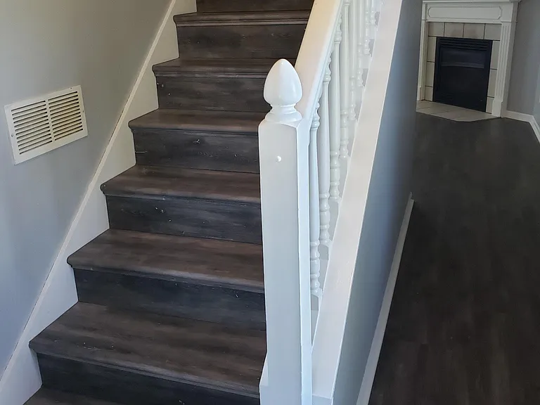 Staircase going up to 2nd floor bedrooms