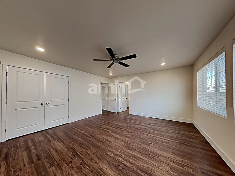 1620 192nd Street Ct E — Photo 8