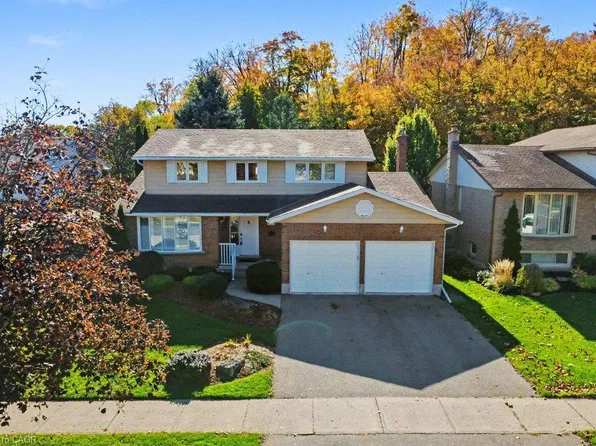 57 Trailview Dr, Kitchener, ON N2N 1P7