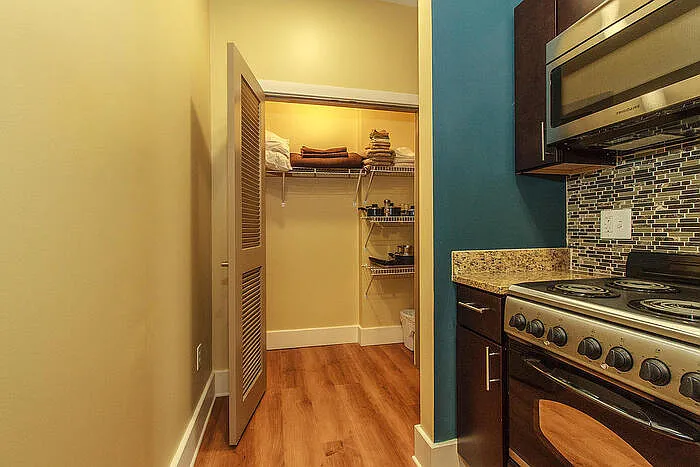1 bed, 1.0 bath, 500 sqft, $1,100 — Photo 4
