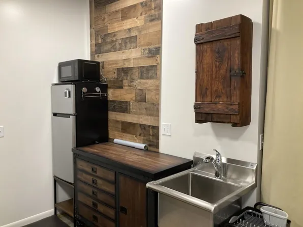 (undisclosed Address), Charlevoix, MI 49720