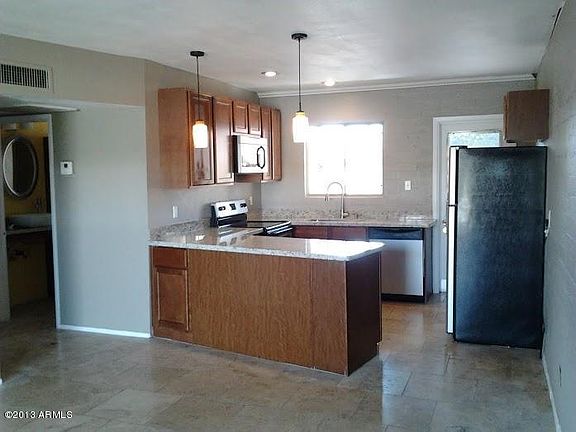 2nd image of 1441 E Maryland Ave Unit 14