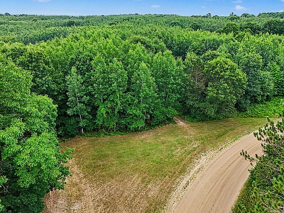 3rd image of V/l N Larson Rd