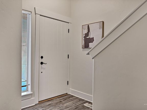 5th image of 6224-6246 N Maximus Pl #6238