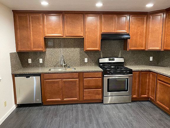 3rd image of 5366 Karbet Way