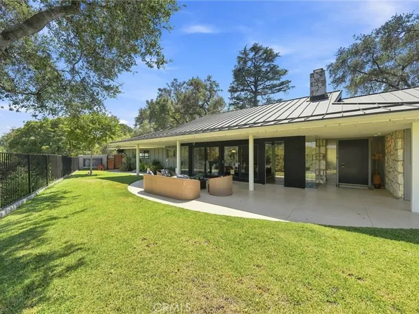 3608 Hampstead Rd, La Canada Flintridge, CA 91011