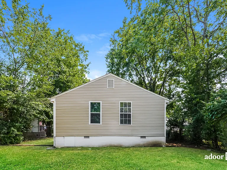 111 McKinley St — Photo 15