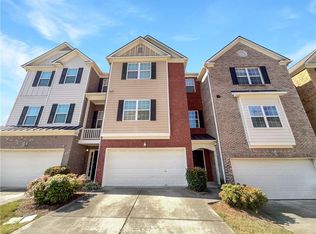 1622 Halliard Dr, Lawrenceville, GA 30043