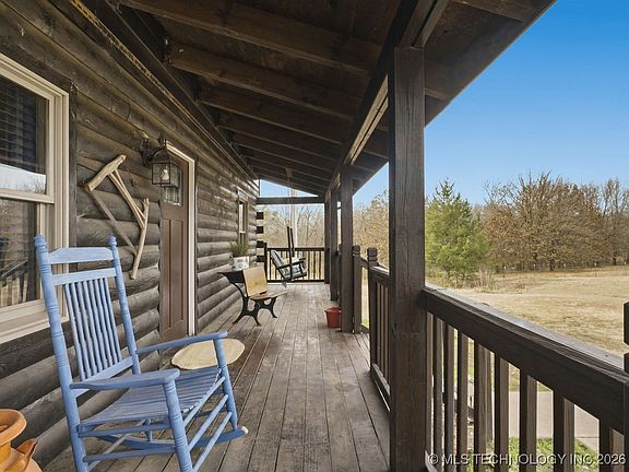 5th image of 1676 W Folsom Rd