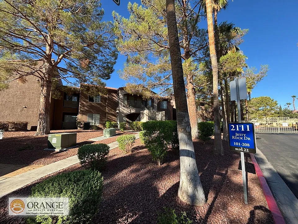 2111 Jetty Rock Dr #105