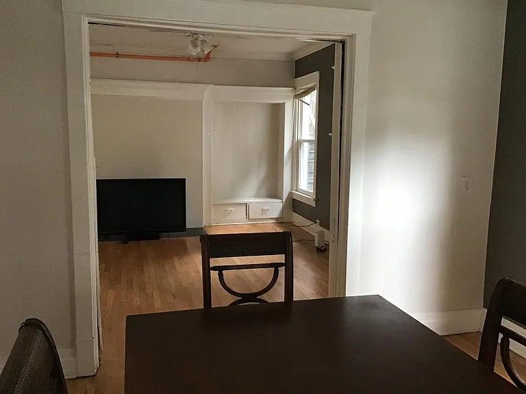 809 Foster St — Photo 12