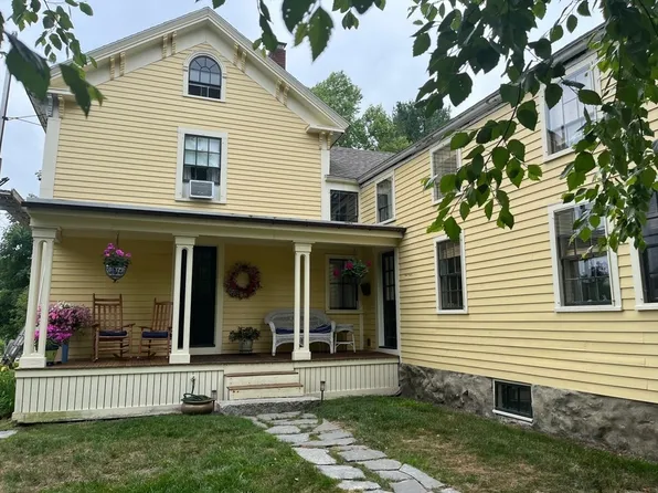 249 Forest St #A, Reading, MA 01867