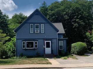 54 Standish Ave, Plymouth, MA 02360