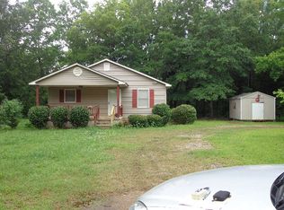 21 Rothary Rd, Donalds, SC 29638