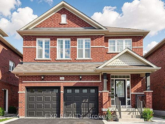 2nd image of 34 Freesia Rd