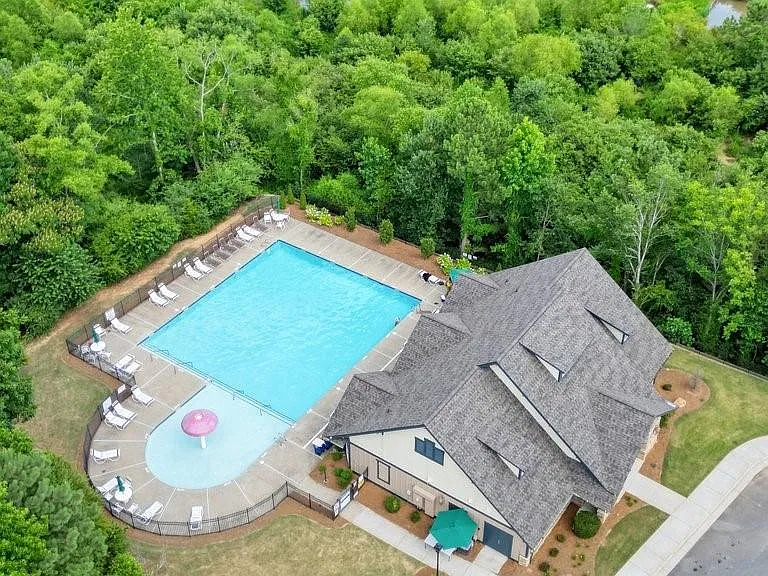 2045 Lakeshore Overlook Dr — Photo 50