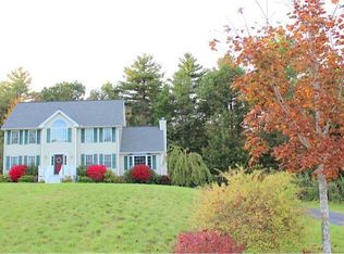 28 Caldwell Dr, Westford, MA 01886
