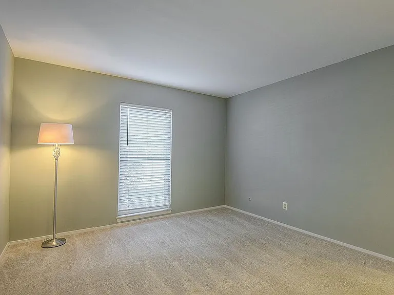 5109 W 75th St — Photo 28