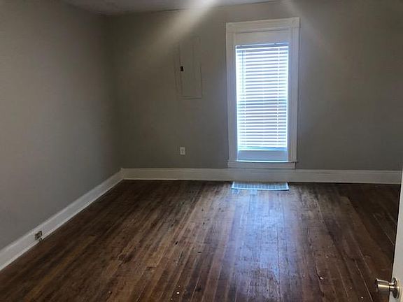 3rd image of 428 North St