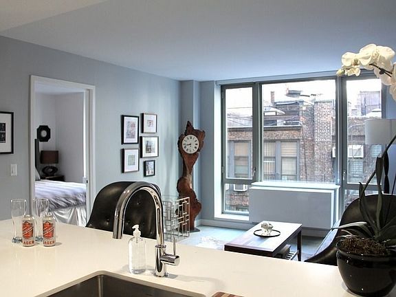 2nd image of 3 W 36th St #6B1