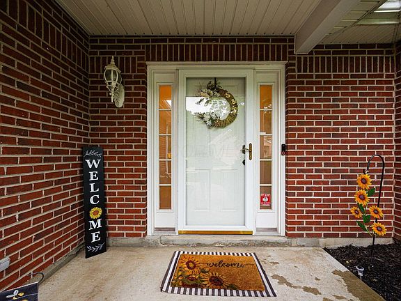 2nd image of 6838 Evergreen Cir