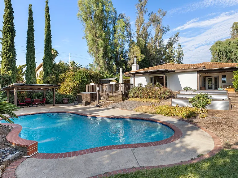 1305 Scenic Dr — Photo 15