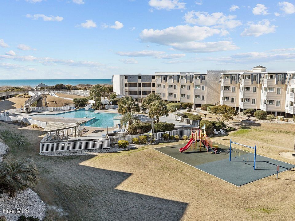 1st image of 1904 E Fort Macon Road #386