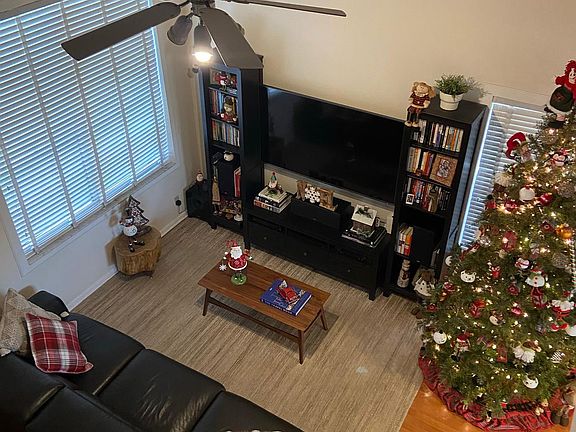 4th image of 530 Woodgate Cir #530