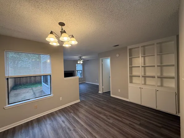 8908 Schick Rd, 8908 Schick Rd APT B, Austin, TX 78729