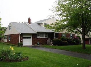 87 Cornell Ave, Hawthorne, NJ 07506