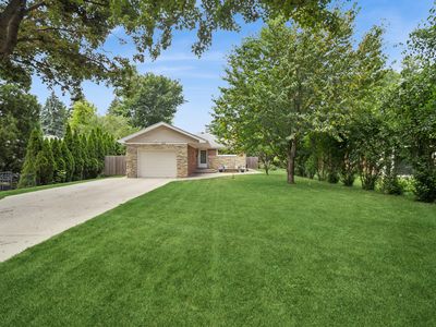 2930 Warbler Pl, Highland Park, IL, 60035