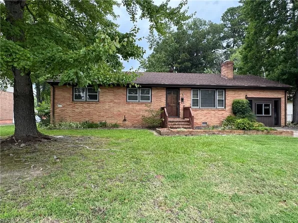 115 Deal Dr, Newport News, VA 23608