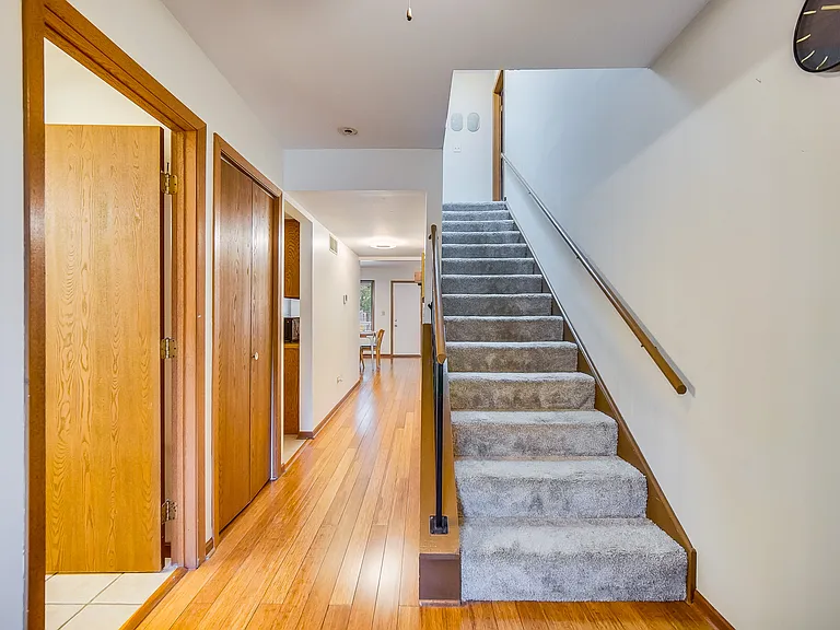 S Raven Rd — Photo 12