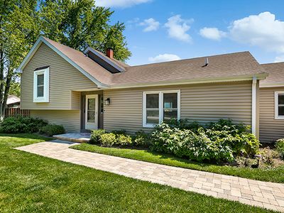 813 Juneway Ave, Deerfield, IL, 60015