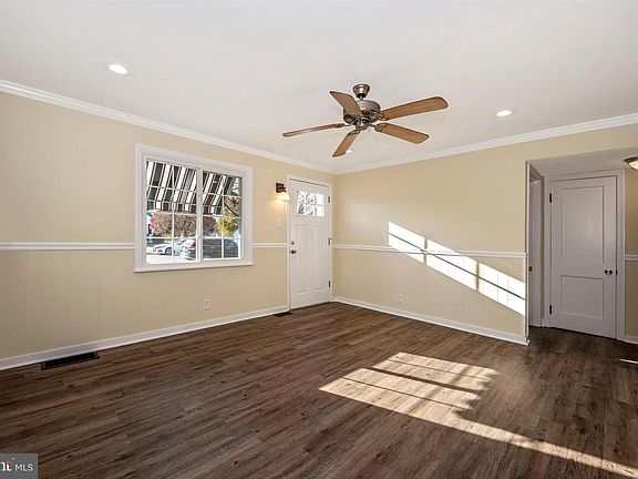 5th image of 1108 Sunnyside Dr