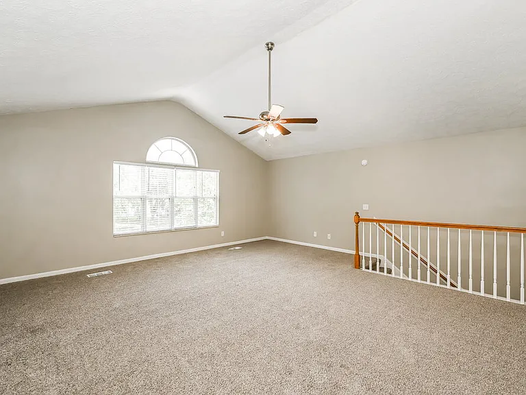 207 Fairfield Dr — Photo 16