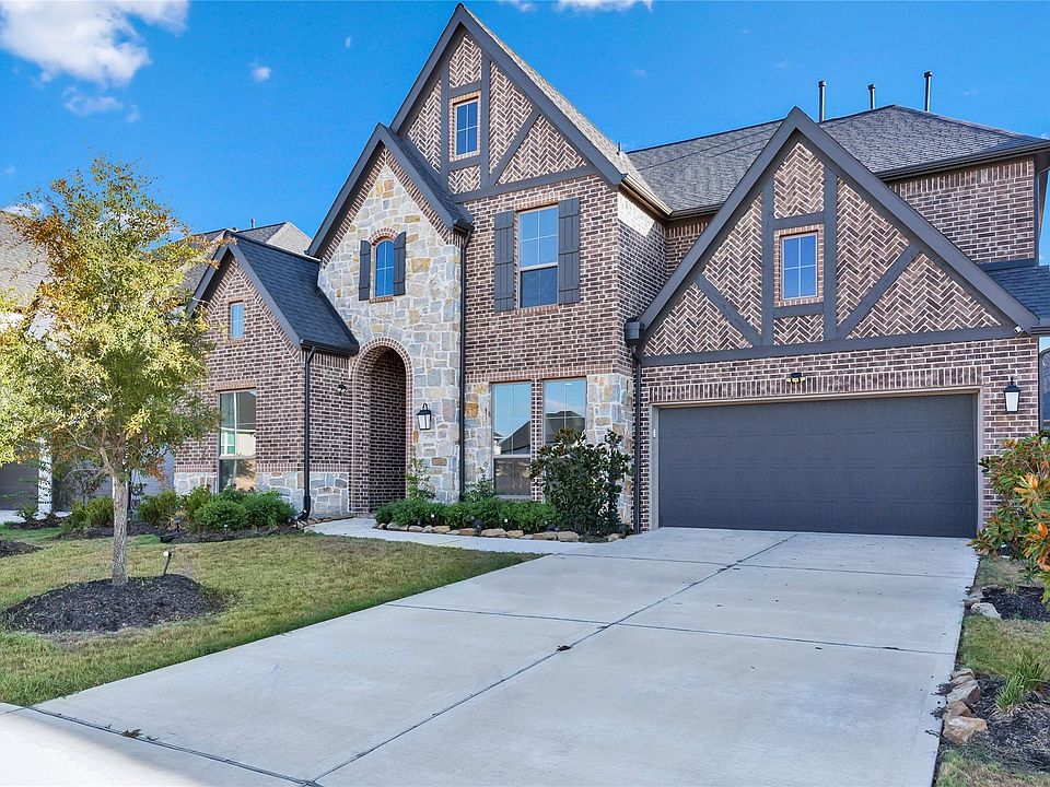1st image of 28907 Ridge Valley Ct