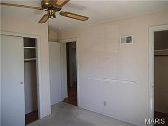 5th image of 2104 Huntington Ave