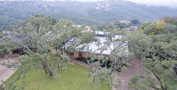 2nd image of 4301 Farhills Dr