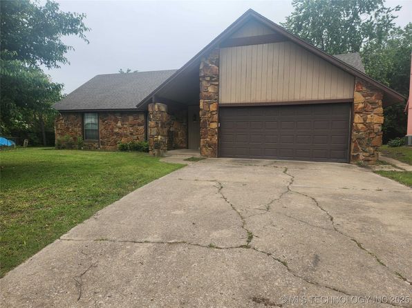 8722 N 121st Ave E, Owasso, OK 74055