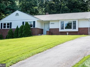 27512 Mount Radnor Dr, Damascus, MD 20872
