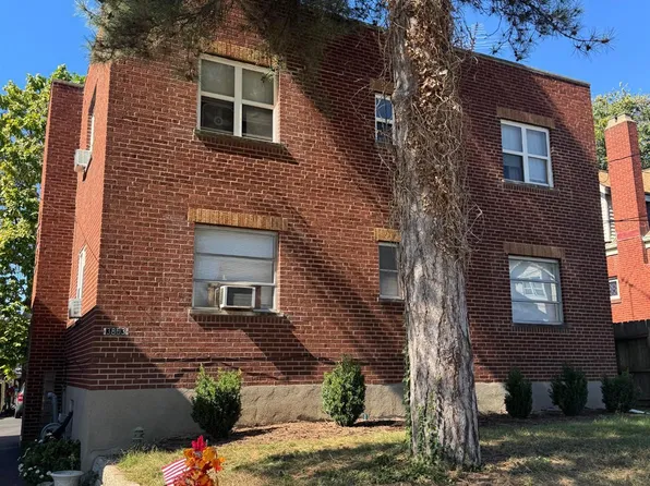 3853 Delmar Ave, Cincinnati, OH 45211