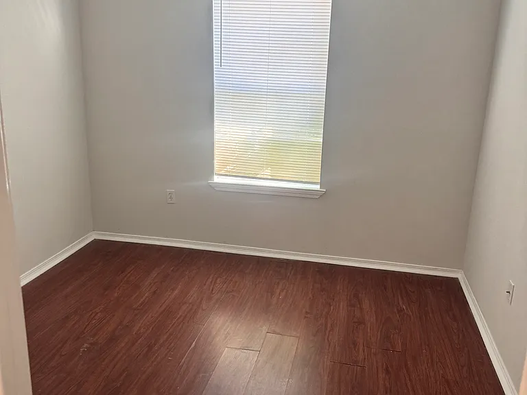 10561 Bay Tree Dr — Photo 5