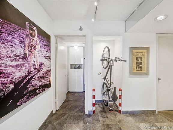 4th image of 2025 Brickell Ave #Penthouse 06