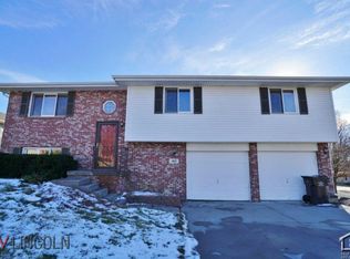 463 Floyd Dr, Malcolm, NE 68402