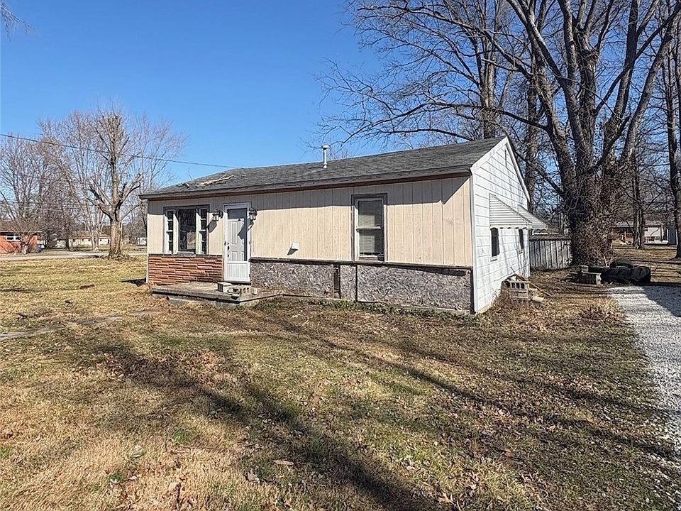 2nd image of 1309 W Gibson Drive