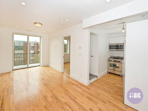 4th image of 292 Quincy St #2R